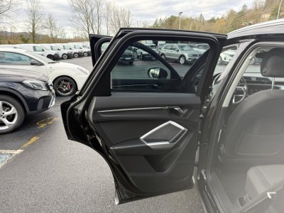 Audi Q3 15 35 TFSI - 150 - BV S-tronic - Limited - CARPLAY %2B RADAR AR   - 24