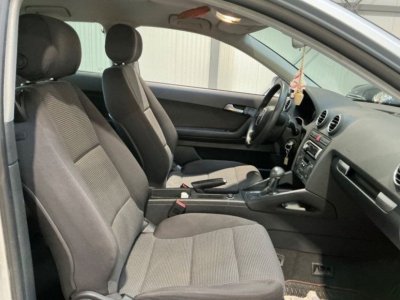 Audi A3 19 TDI 105CH AMBIENTE S TRONIC 6 3P - 3