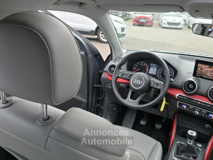 Audi Q2 30 TFSI 116 BVM6 Midnight Series - 32