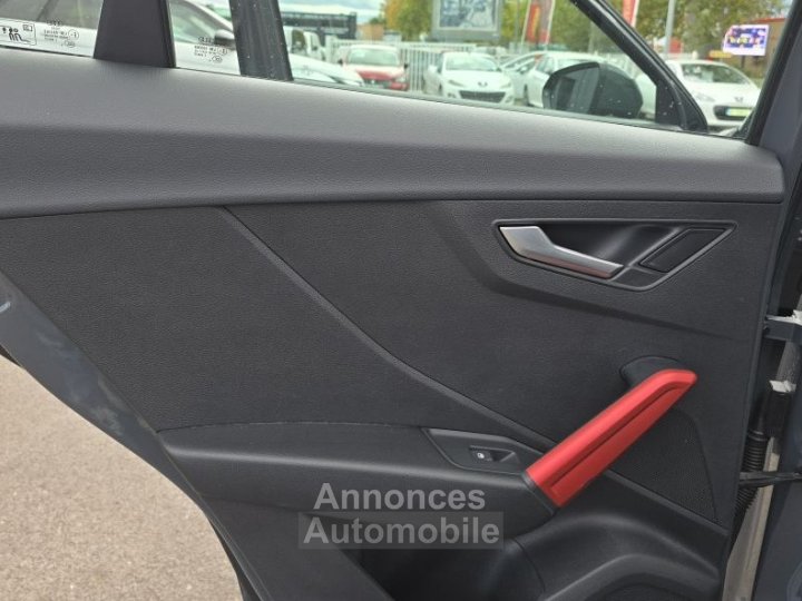 Audi Q2 30 TFSI 116 BVM6 Midnight Series - 35