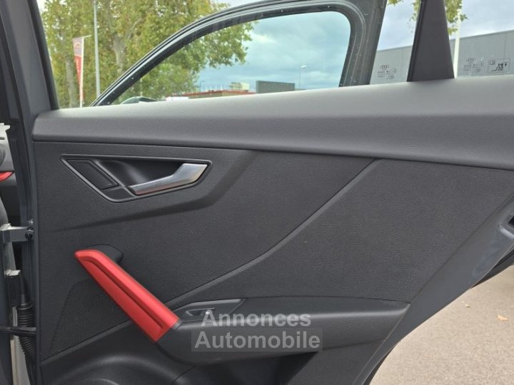 Audi Q2 30 TFSI 116 BVM6 Midnight Series - 36