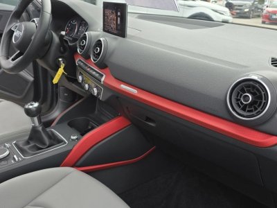 Audi Q2 30 TFSI 116 BVM6 Midnight Series   - 39