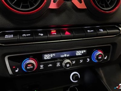 Audi S3 Sportback 8V2 / Toit ouvrant / Si&egrave;ges diamants / Bang&Olufsen / Cam&eacute;ra / Suivi complet   - 25