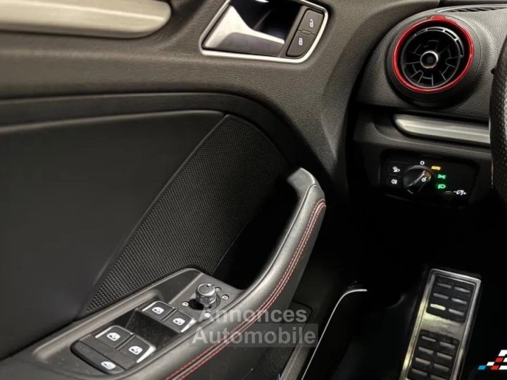 Audi S3 Sportback 8V2 / Toit ouvrant / Si&egrave;ges diamants / Bang&Olufsen / Cam&eacute;ra / Suivi complet - 27