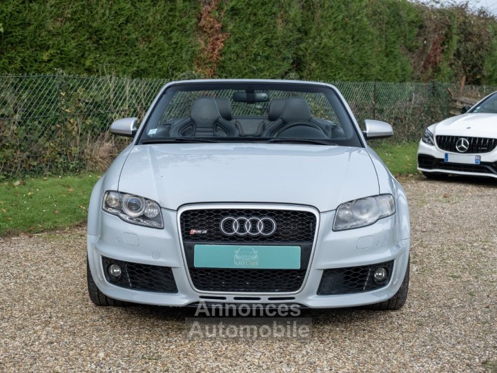 Audi RS4 Cabriolet 42l V8 420ch Exclusive / Gris Suzuka / Pack F1 / Bose - 2