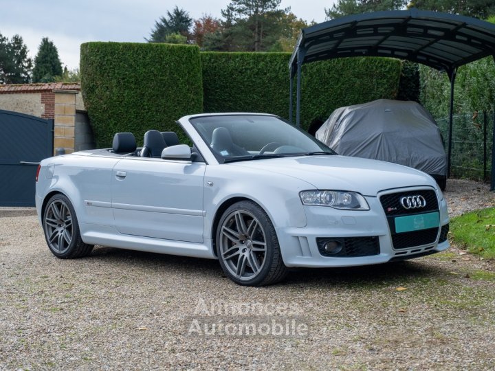Audi RS4 Cabriolet 42l V8 420ch Exclusive / Gris Suzuka / Pack F1 / Bose - 3
