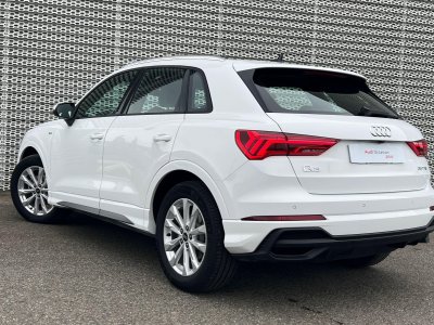 Audi Q3 35 TFSI 150 ch S tronic 7 S line   - 2