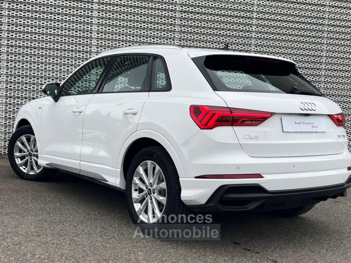 Audi Q3 35 TFSI 150 ch S tronic 7 S line - 2