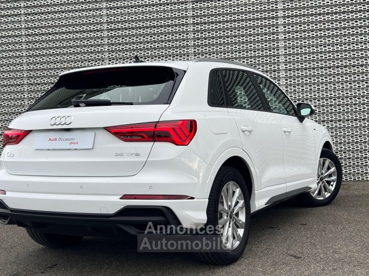Audi Q3 35 TFSI 150 ch S tronic 7 S line - 4