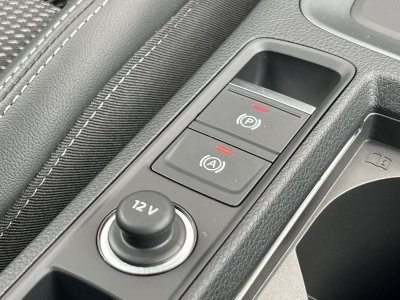 Audi Q3 35 TFSI 150 ch S tronic 7 S line   - 19