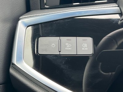 Audi Q3 35 TFSI 150 ch S tronic 7 S line   - 25