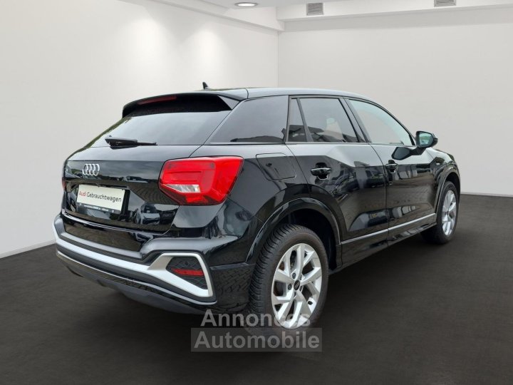 Audi Q2 S-LINE 35TFSI S-TRONIC KAMERA%2BKEYLESS%2BNAVI%2BAP - 3
