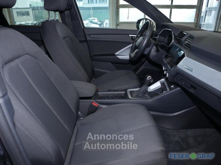 Audi Q3 35 TFSI S line Ext ACC LED Navi R&uuml;Ka Sitzh - 6