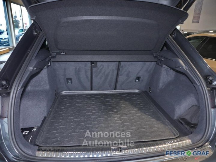 Audi Q3 35 TFSI S line Ext ACC LED Navi R&uuml;Ka Sitzh - 10