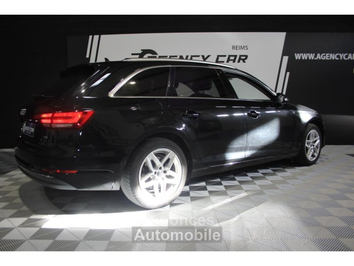 Audi A4 Avant 20 TDI - 190 - BV S-tronic Sport - CARPLAY - 30