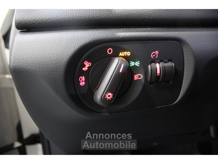 Audi Q3 14 TFSI COD - 150 - S-tronic - Ambiente - si&egrave;ges chauffants - 25
