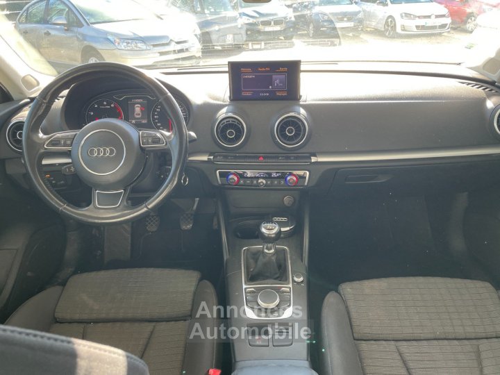 Audi A3 14 TFSI 122ch Ambition / Origine France - 14