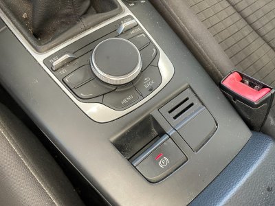 Audi A3 14 TFSI 122ch Ambition / Origine France   - 25