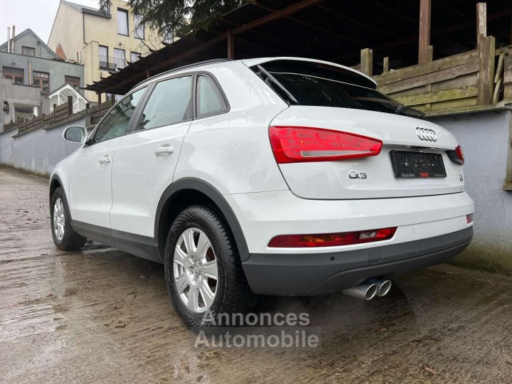 Audi Q3 20 TDi ultra 150cv 6vit - 4