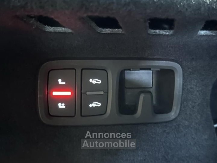 Audi Q8 50 TDI 286ch S line quattro tiptronic 8 17cv - 23