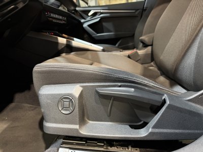 Audi A3 Sportback 35 TDI 150 S tronic Business Line - 23