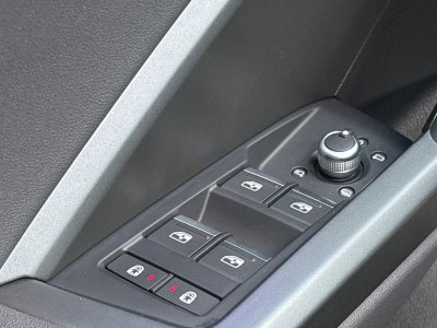 Audi Q3 35 TFSI 150 ch S tronic 7 S line plus   - 27