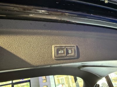 Audi Q3 Sportback 45 TFSIe 245 ch S tronic 6 S line - 9