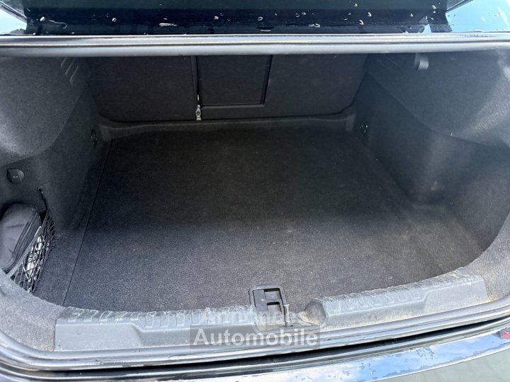 Audi A3 Limousine 15 TFSI 150 CV Mild Hybrid S Tronic7 S Line - Entretien Complet - Régulateur / Caméra de Recul /Sièges Chauff - - 15