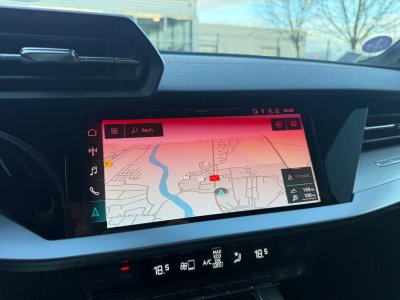 Audi A3 Limousine 15 TFSI 150 CV Mild Hybrid S Tronic7 S Line - Entretien Complet - Régulateur / Caméra de Recul /Sièges Chauff - - 33