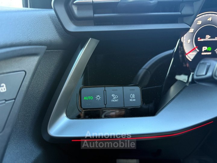 Audi A3 Limousine 15 TFSI 150 CV Mild Hybrid S Tronic7 S Line - Entretien Complet - Régulateur / Caméra de Recul /Sièges Chauff - - 44