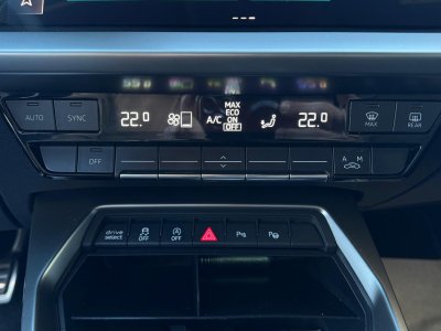 Audi A3 Sportback 30 TDI 116 S Line / Suivi d'entretient - 33