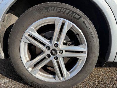 Audi Q5 20 35 tdi 163 hybrid s-line s-tronic 1&egrave;re main entretien constructeur   - 12