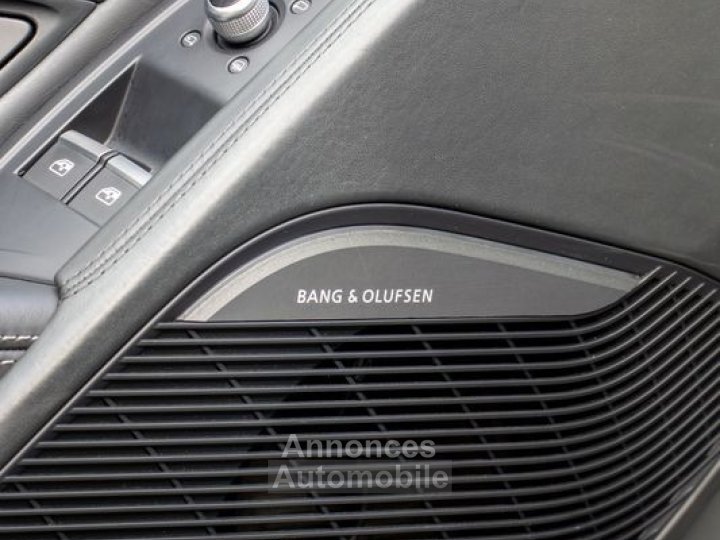 Audi R8 V10 Plus - 10