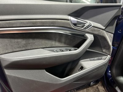 Audi e-tron Q8 Sportback Quattro 55 - 408 CH SPORTBACK S-Line - 18