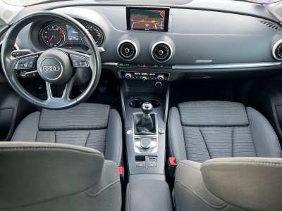 Audi A3 Sportback 35 TFSI CoD 150 Sport Faible Kms Suivi complet Garantie 12 mois - 2