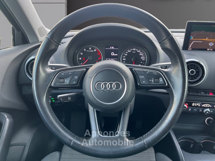 Audi A3 Sportback 35 TFSI CoD 150 Sport Faible Kms Suivi complet Garantie 12 mois - 13