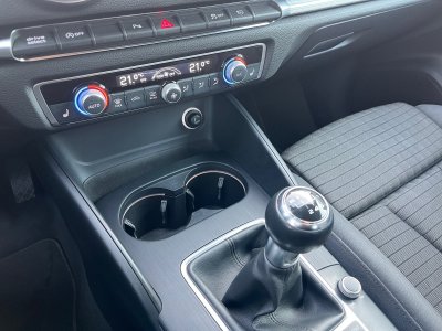 Audi A3 Sportback 35 TFSI CoD 150 Sport Faible Kms Suivi complet Garantie 12 mois - 15