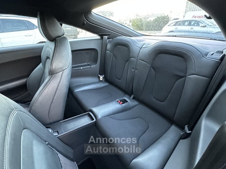 Audi TT Coupé 18 TFSI S-Line 160cv - 18