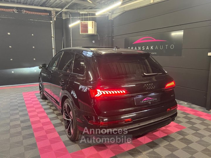 Audi Q7 55 TFSI 341 Tiptronic 8 Quattro S line / TOIT OUVRANT / CAMERA 360 / 57 000 KM / TVA RECUPERABLE - 3
