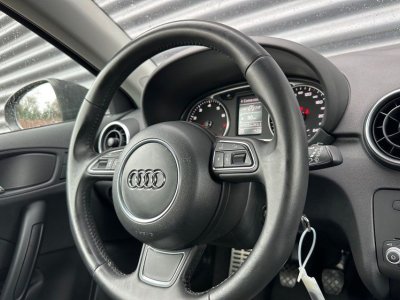 Audi A1 Sportback 14 TFSI 122CH 157500Km PACK ATTRACTION RÉGULATEUR DE VITESSE RADAR RECUL SIÈGES CHAUFFANTS GPS BLUETOOTH BVM6 - 8