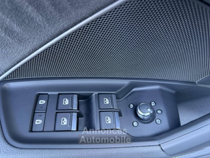 Audi RS3 Sportback 25 TFSI 400ch quattro S tronic 7 - 14