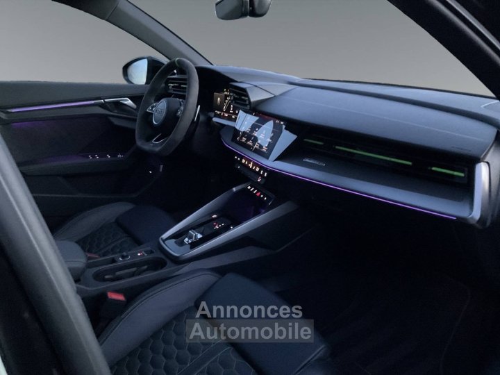 Audi RS3 Sportback 25 TFSI 400ch quattro S tronic 7 - 27