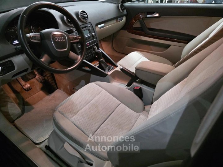 Audi A3 SPORTBACK 16 100 AMBIENTE - 10