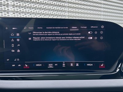 Audi A5 AVANT Avant e-hybrid 367 ch S tronic 7 Quattro S line   - 16