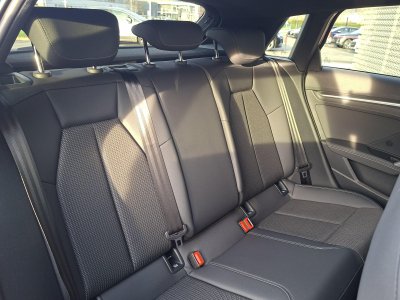 Audi A3 Sportback TFSI Mild Hybrid 116 S tronic 7 S line - 43