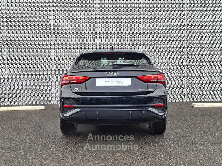 Audi Q3 Sportback 45 TFSIe 245 ch S tronic 6 Design - 5
