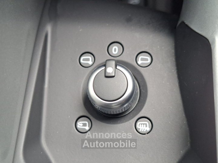 Audi Q3 Sportback 45 TFSIe 245 ch S tronic 6 Design - 14