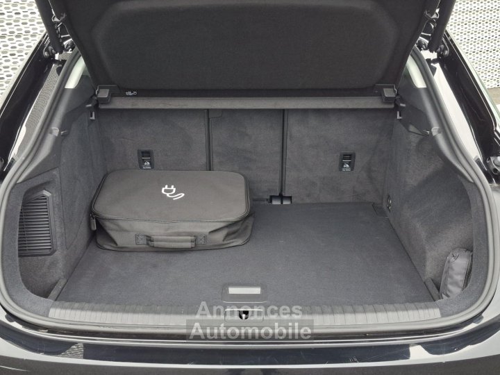 Audi Q3 Sportback 45 TFSIe 245 ch S tronic 6 Design - 36