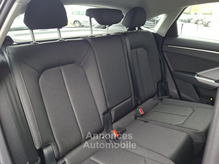 Audi Q3 Sportback 45 TFSIe 245 ch S tronic 6 Design - 42