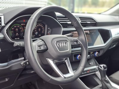 Audi Q3 Sportback 45 TFSIe 245 ch S tronic 6 Design   - 44